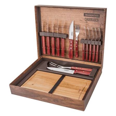 Juego de cubiertos para asado